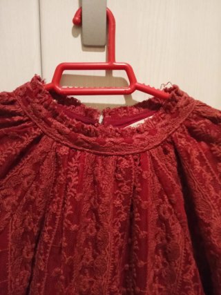 Vestido rojo niña encaje
