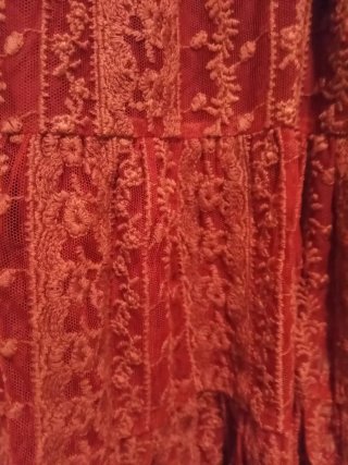 Vestido rojo niña encaje