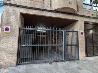 Garaje en alquiler en La Petxina en Valencia