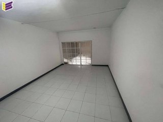 Local comercial en alquiler en Porriño (O)