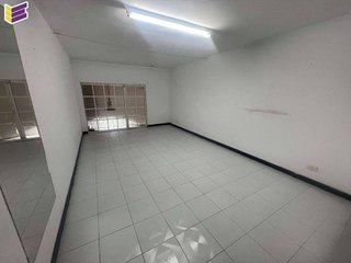 Local comercial en alquiler en Porriño (O)