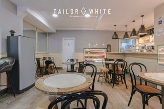 Local comercial en alquiler en Pinar del Rey en Madrid