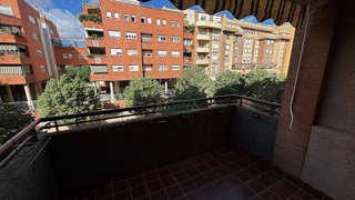 Piso en alquiler en Cervantes en Granada