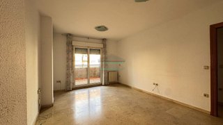 Piso en alquiler en Cervantes en Granada