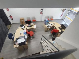 Nave industrial en alquiler en Parque Atlántico - Los Arcos - Aeropuerto Viejo en Sevilla