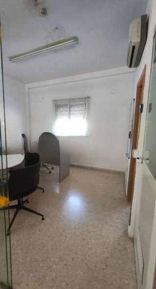 Nave industrial en alquiler en Parque Atlántico - Los Arcos - Aeropuerto Viejo en Sevilla