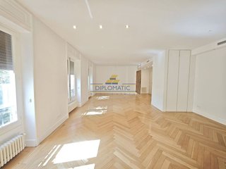 Piso en alquiler en Recoletos en Madrid