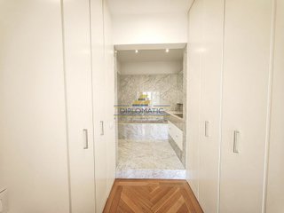 Piso en alquiler en Recoletos en Madrid