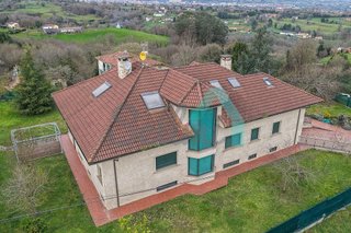 Chalet en venta en Viella-Granda-Meres en Siero