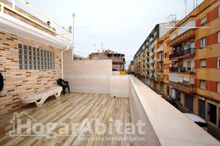 Chalet en venta en Las Islas en Sagunto