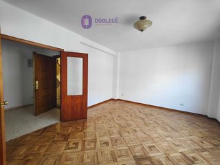 Piso en venta en Calvario - Santa Rita en Vigo