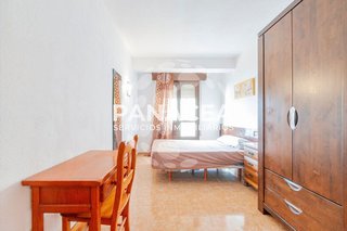 Piso en venta en Ciudad Jardín - Tagarete - El Zapillo en Almería