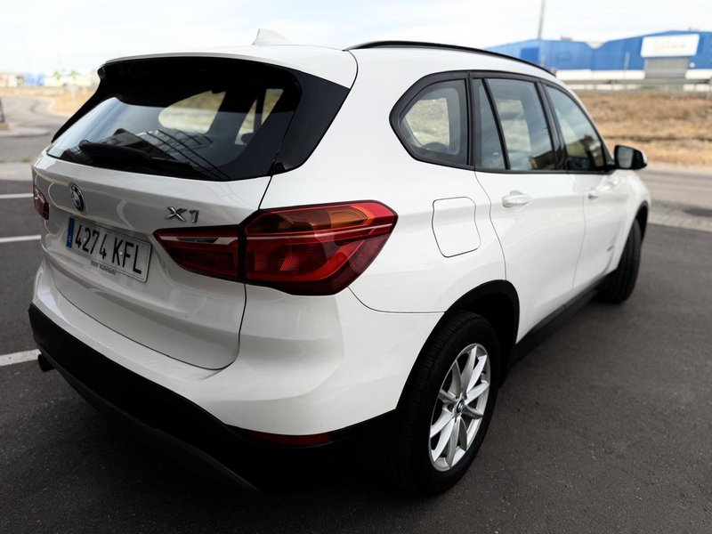 BMW X1 sDrive 18d (F48) 2018, foto 9