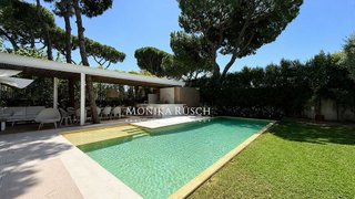 Chalet en alquiler en La Pineda en Castelldefels