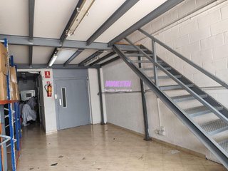 Local comercial en alquiler en Montigalà -Sant Crist en Badalona