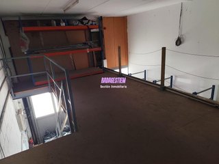 Local comercial en alquiler en Montigalà -Sant Crist en Badalona