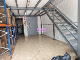 Local comercial en alquiler en Montigalà -Sant Crist en Badalona