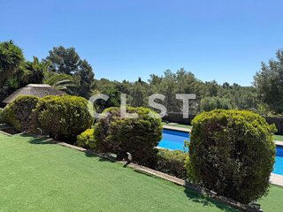 Chalet en alquiler en Montmar en Castelldefels