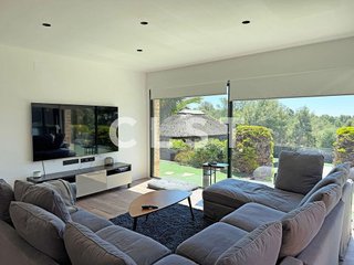 Chalet en alquiler en Montmar en Castelldefels