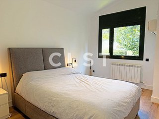 Chalet en alquiler en Montmar en Castelldefels