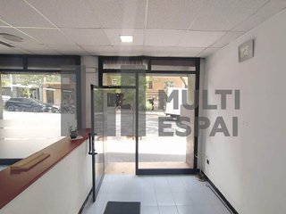 Local comercial en alquiler en Navas en Barcelona