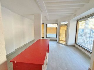 Local comercial en alquiler en Martutene en San Sebastián-Donostia
