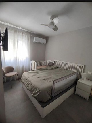 Piso en alquiler en Cervantes en Granada