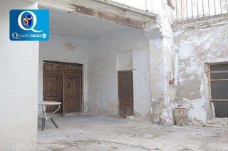 Casa en venta en El Rabal en Villena