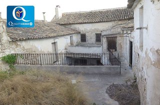 Casa en venta en El Rabal en Villena