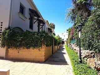 Casa adosada en venta en Nagüeles Alto en Marbella