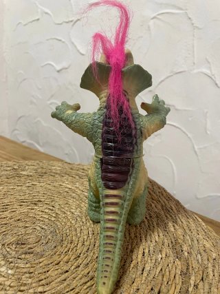 Figura dinosaurio bootleg tipo Sinclair