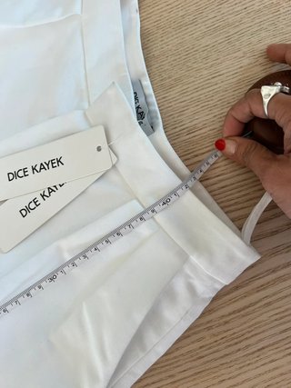 Dice Kayek Shorts Blancos Elegantes de Lujo NWT 311€