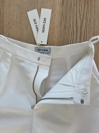Dice Kayek Shorts Blancos Elegantes de Lujo NWT 311€