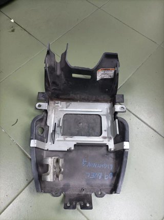 Subchasis corto Buell XB negro