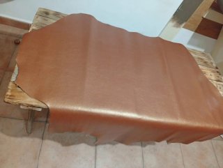 Piel de vacuno metalizada