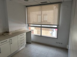Local comercial en alquiler en El Calderi - Estació del Nord - Estació de França en Mollet del Vallès