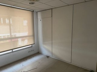 Local comercial en alquiler en El Calderi - Estació del Nord - Estació de França en Mollet del Vallès