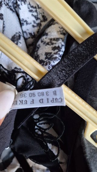 Top fantasia zebrato con pizzo
