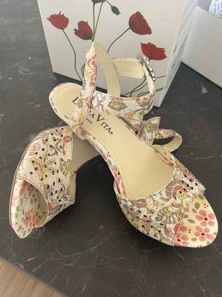 Sandalias Laura Vita Talla 37 Flores Sin Estrenar