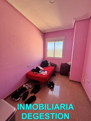 Piso en venta en Linares