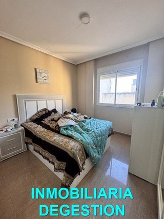 Piso en venta en Linares