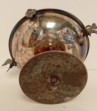 CENTRO DE MESA O FRUTERO DE METAL PLATEADO