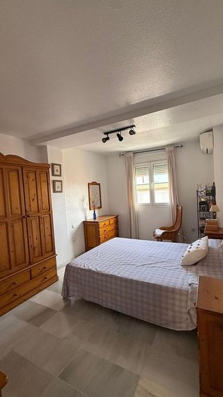 Piso en venta en San Luis en Almería