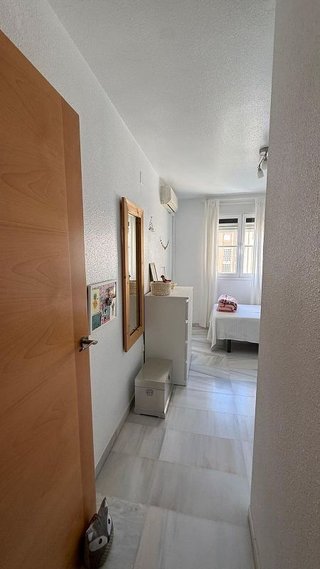 Piso en venta en San Luis en Almería