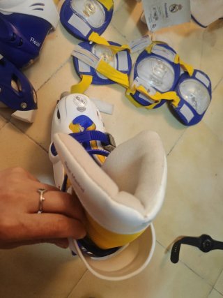 Patines Real Madrid Talla Ajustable + Casco y Prot