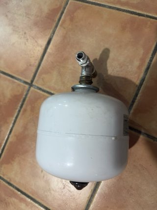 Calentador de agua TESY vertical blanco 100L