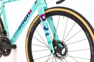 Bicicleta Bianchi Zolder Pro Di2 12V t.52 Reacondicionada