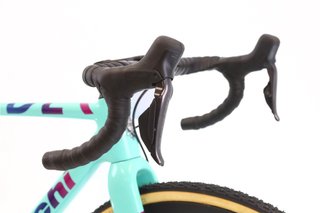 Bicicleta Bianchi Zolder Pro Di2 12V t.52 Reacondicionada