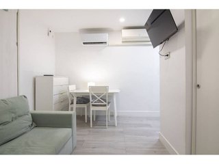 Estudio en alquiler en El Raval en Barcelona