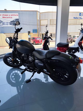 Hyosung Bobber GV125